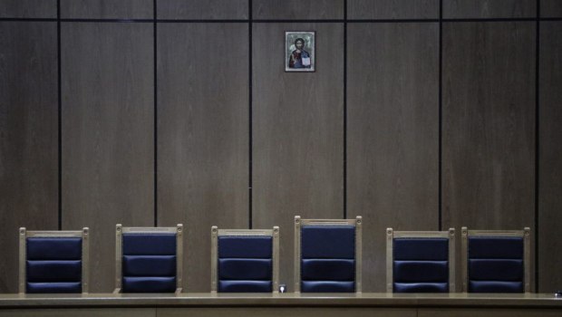 Θεσσαλονίκη: Τι λέει το βούλευμα για την 50χρονη που κατηγορείται ότι δολοφόνησε τον σύζυγό της με υδράργυρο