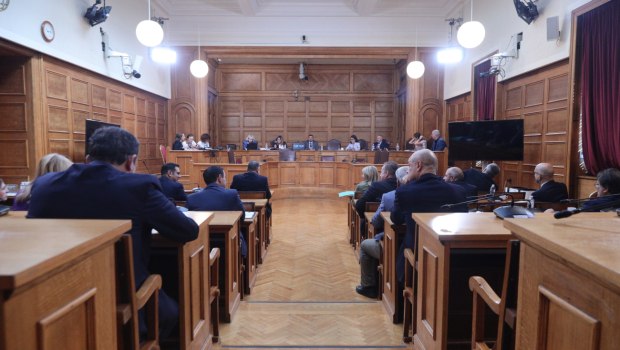 Σκάνδαλο ΟΠΕΚΕΠΕ: Η Τυχεροπούλου απαντά στον Σαλάτα και ανεβάζει το θερμόμετρο κατακόρυφα