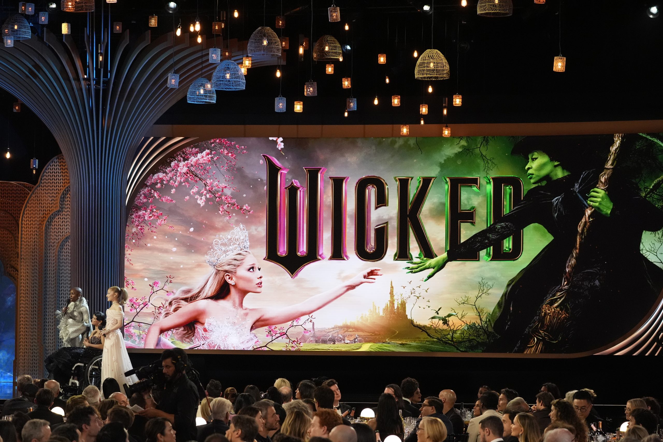 Κυκλοφόρησε το τελικό τρέιλερ του «Wicked: For Good»