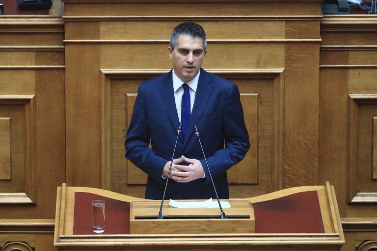 Δήμας για καθυστερήσεις στο Ελ. Βενιζέλος: Στόχος η βελτίωση της κατάστασης