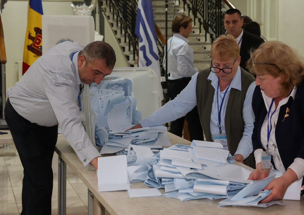 Μολδαβία: Ξεκάθαρο προβάδισμα του κυβερνώντος φιλοευρωπαϊκού κόμματος στις εκλογές