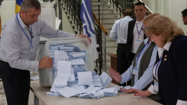 Μολδαβία: Το φιλοευρωπαϊκό κόμμα PAS κέρδισε τις βουλευτικές εκλογές με πάνω από 50% των ψήφων