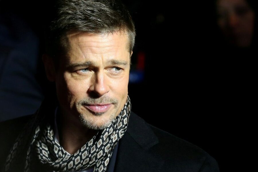 Η γυναίκα που «ερωτεύτηκε» τον Brad Pitt – Από θύμα απάτης σε φωνή επιβίωσης