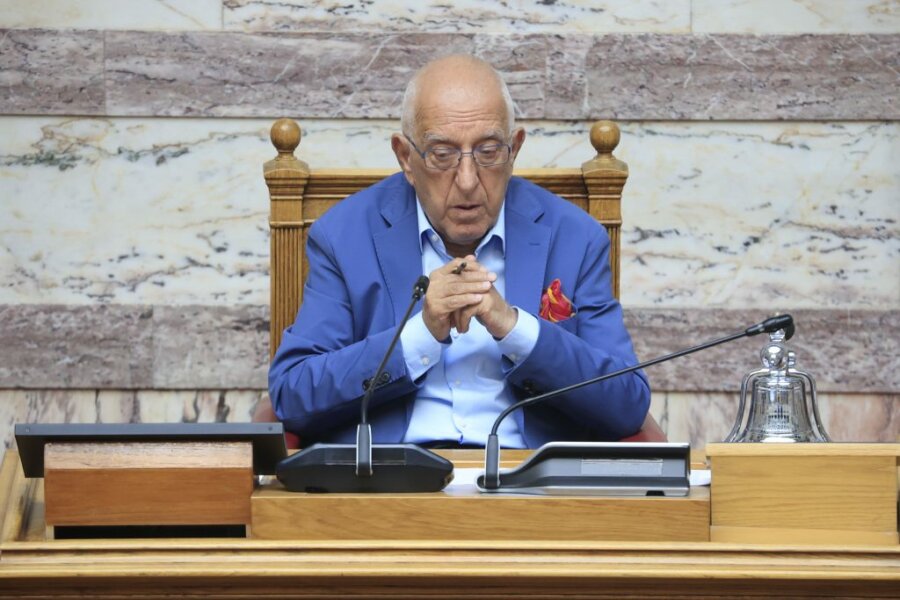 Νικήτας Κακλαμάνης στη Βουλή
