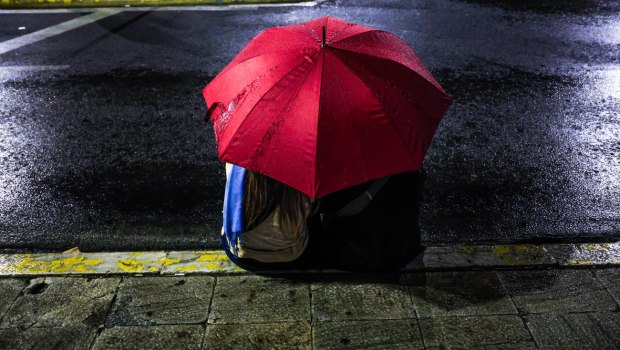 Καιρός: Νεφώσεις με βροχές σε αρκετές περιοχές - Έως 26 βαθμούς η θερμοκρασία