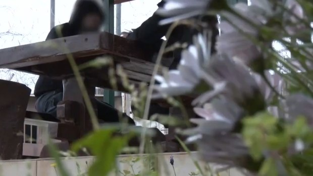 Νέα Σμύρνη: «Ο χρόνος δεν γυρνάει πίσω» - Συγκλονίζει ο νεαρός που σκότωσε τον 15χρονο αδελφό του