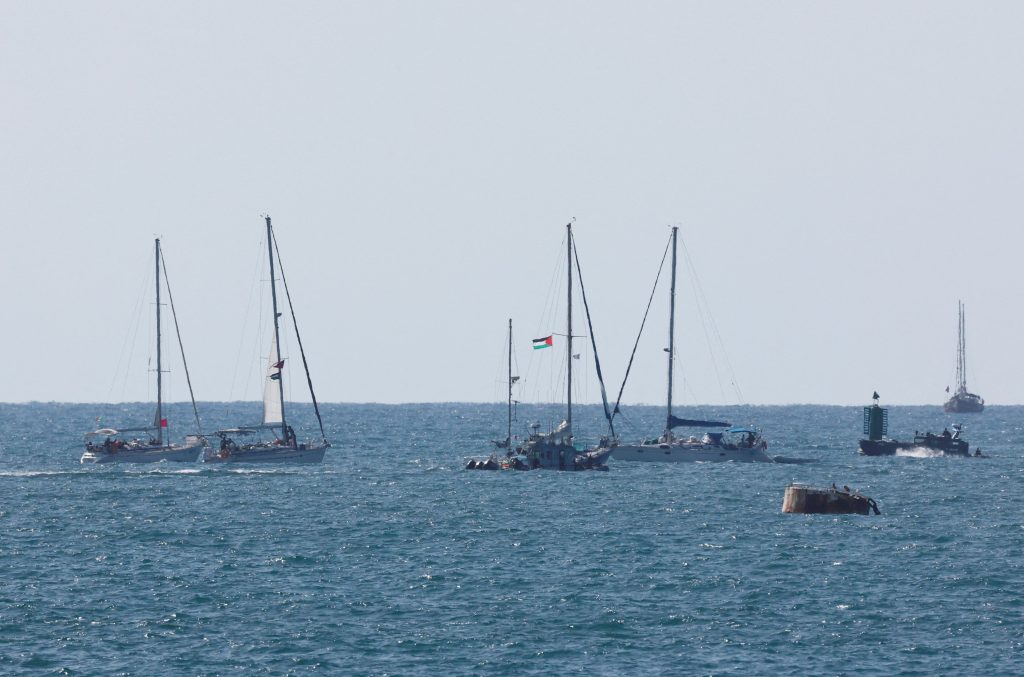 Global Sumud Flotilla: Το Ισραήλ θα απελάσει τους επιβάτες του στολίσκου – «Κανένα από τα πλοία δεν κατάφερε να σπάσει τον αποκλεισμό»