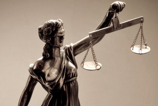 Το νομικό παράδοξο που σώζει υπουργούς από τη Δικαιοσύνη – Ο ρόλος του άρθρου 86 σε ΟΠΕΚΕΠΕ, Τέμπη και η Ευρωπαία Εισαγγελέας