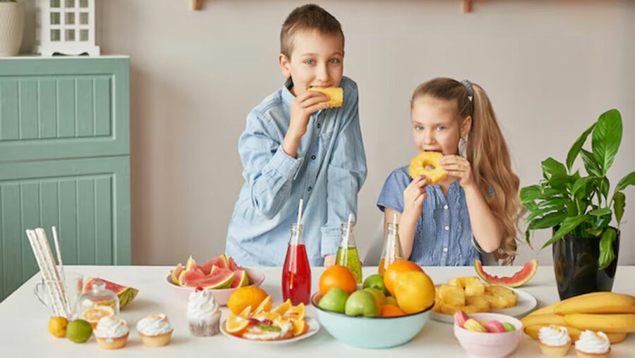 Αυτά είναι τα superfoods που πρέπει να τρώει κάθε παιδί