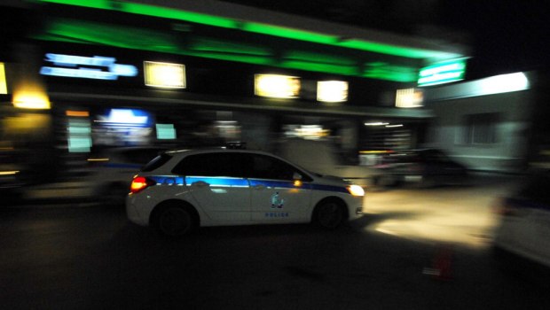 Πυροβολισμοί στην Ομόνοια με έναν τραυματία