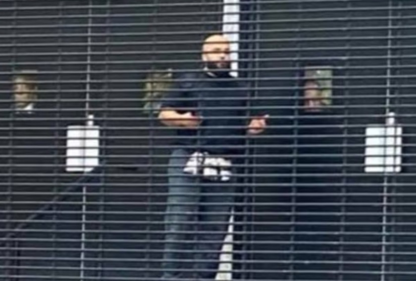 Αποκάλυψη DailyMail – Μάντσεστερ: Ο 35χρονος τρομοκράτης που σκότωσε δύο άνδρες μεγάλωσε κοντά στη συναγωγή