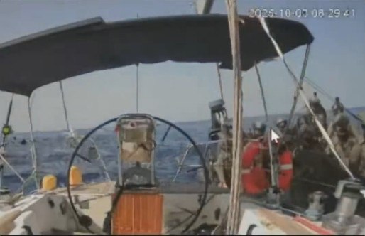 Global Sumud Flotilla: Το Ισραήλ κατέλαβε και το τελευταίο σκάφος – Κομάντος ανέβηκαν στο «Μarinette»