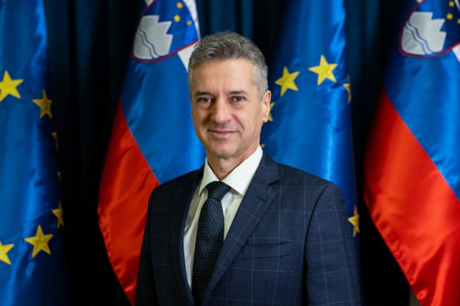 Σλοβενία: Η εισαγγελία ζητά προκαταρκτική έρευνα σε βάρος του πρωθυπουργού της χώρας