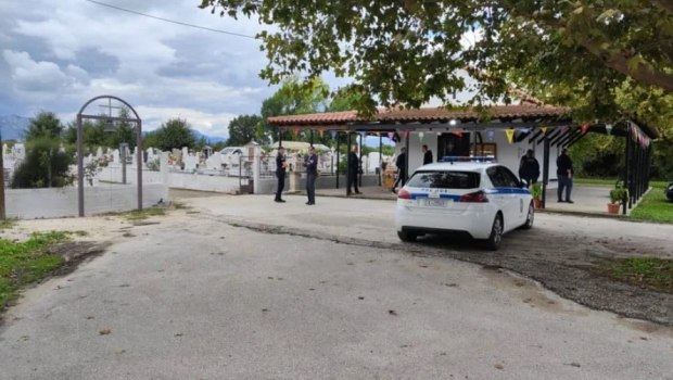 Άρτα: Ολοκληρώθηκε η εκταφή της σορού της 28χρονης εγκύου – Τη Δευτέρα αναμένεται η νεκροψία – νεκροτομή