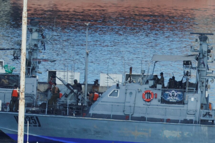 Ισραήλ: Χωρίς δικηγόρους, νερό, φάρμακα, ύπνο και τροφή οι Έλληνες ακτιβιστές καταγγέλλει η ΕΕΔΑ
