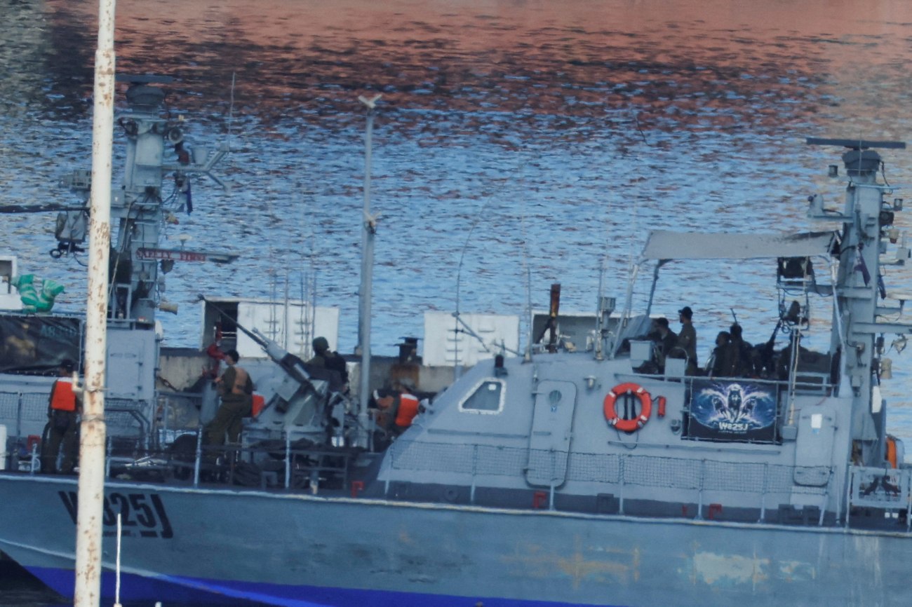 Ισραήλ: Χωρίς δικηγόρους, νερό, φάρμακα, ύπνο και τροφή οι Έλληνες ακτιβιστές καταγγέλλει η ΕΕΔΑ