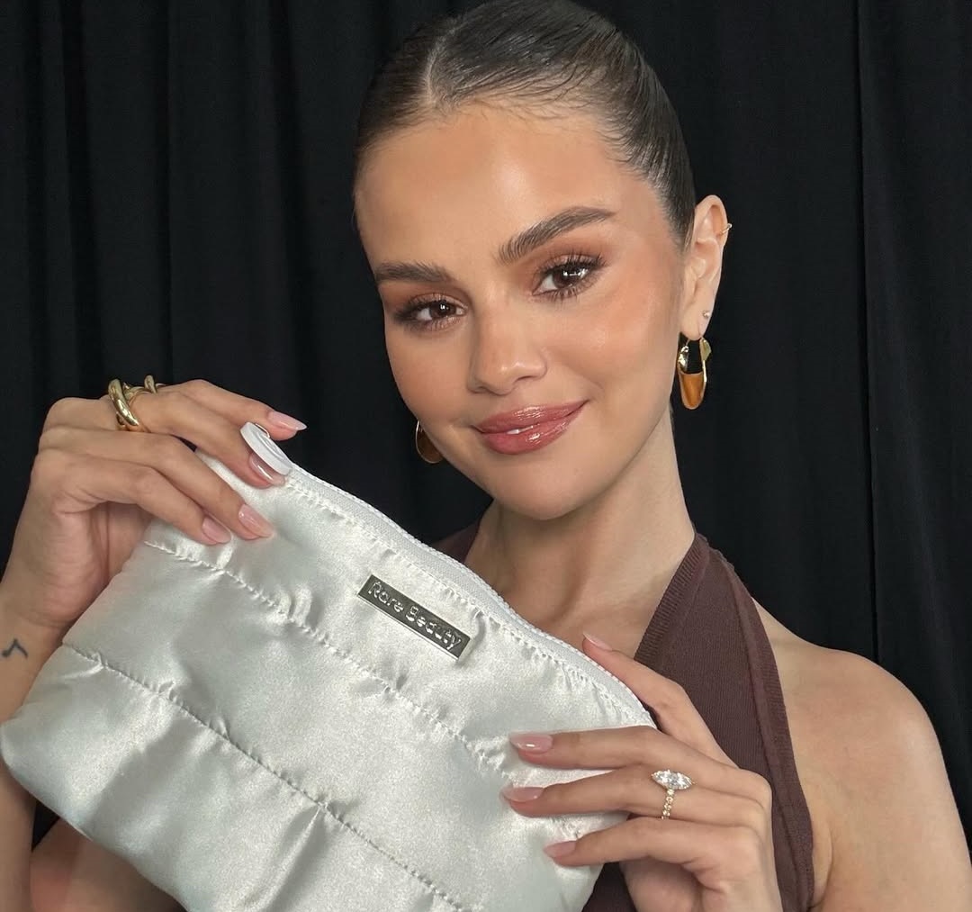 Selena Gomez: Αποκάλυψε τα προϊόντα που χρησιμοποίησε για το bridal μακιγιάζ της
