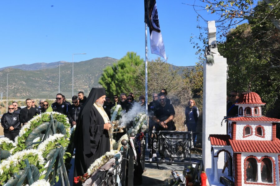 Τελέστηκε το μνημόσυνο για τους έξι αδικοχαμένους οπαδούς του ΠΑΟΚ στα Τέμπη (pics)