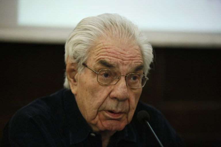 Βενιζέλος: Ο αποχαιρετισμός στον Γιώργο Κασιμάτη - «Βρήκε οριστικά και αμετάκλητα τα αγαπημένα του Κύθηρα»