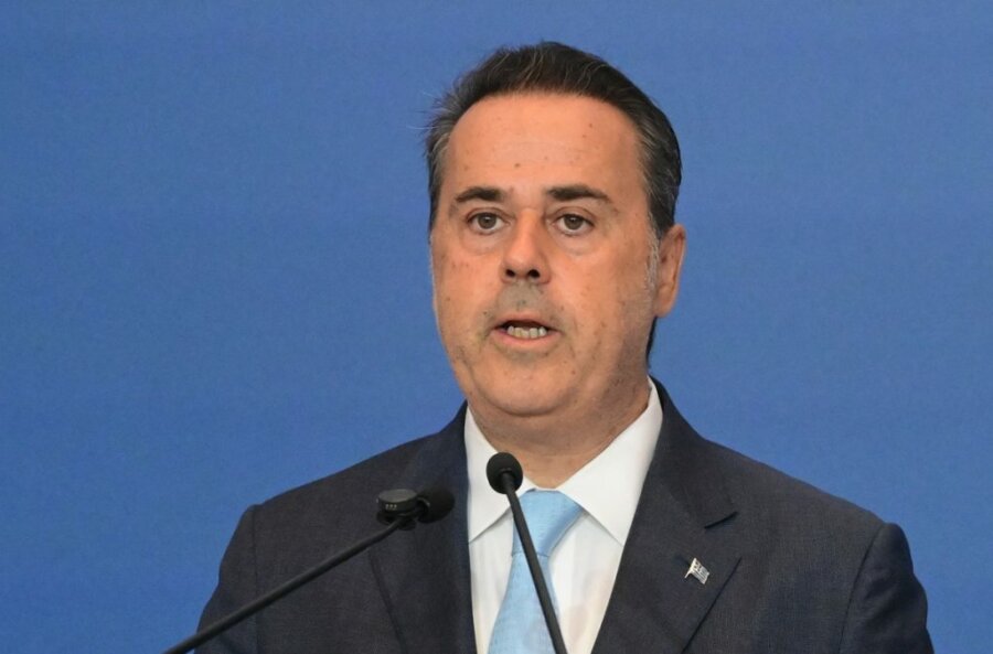 Σταύρος Παπασταύρου πορτρέτο