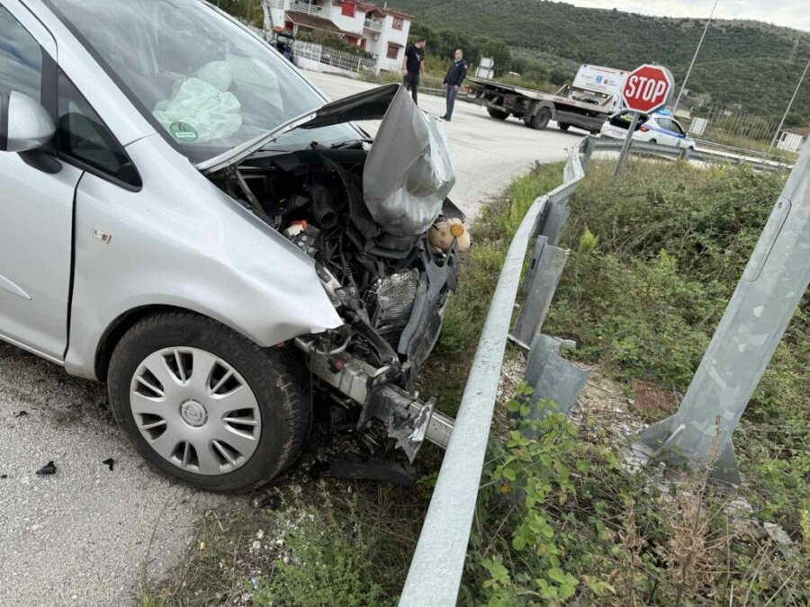 Σοβαρό τροχαίο στη Θεσπρωτία - Στο νοσοκομείο ζευγάρι ηλικιωμένων