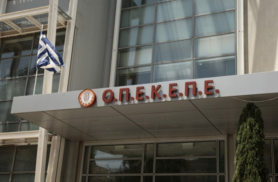 ΟΠΕΚΕΠΕ: Νέα αντιπαράθεση κυβερνητικής πλειοψηφίας και αντιπολίτευσης με επίκεντρο την κλήτευση μαρτύρων