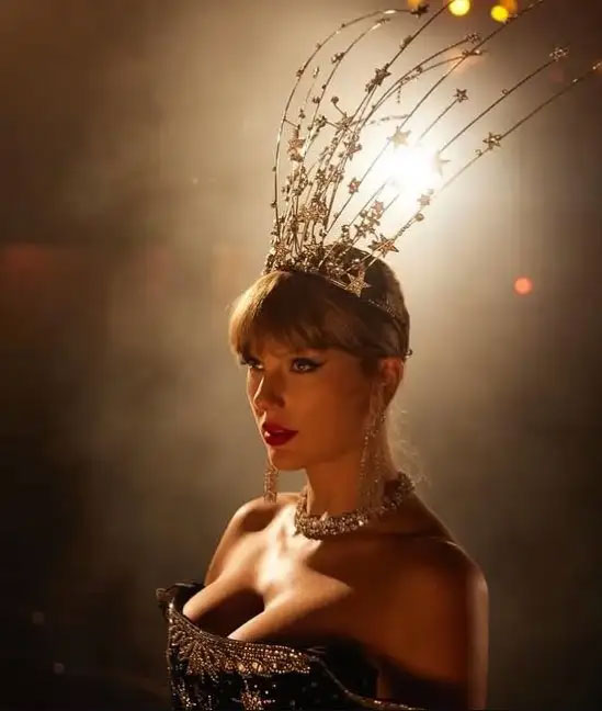 Taylor Swift: Με Celia Kritharioti στην παρουσίαση του νέου της άλμπουμ