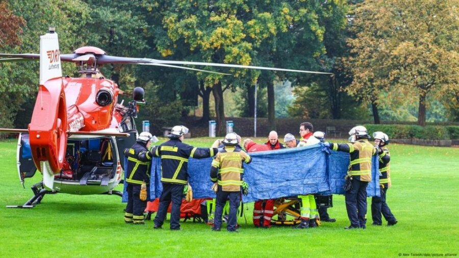 Γερμανία: Η 17χρονη κόρη θεωρείται υπεύθυνη για την επίθεση στη δήμαρχο – Έχει διαφύγει τον κίνδυνο