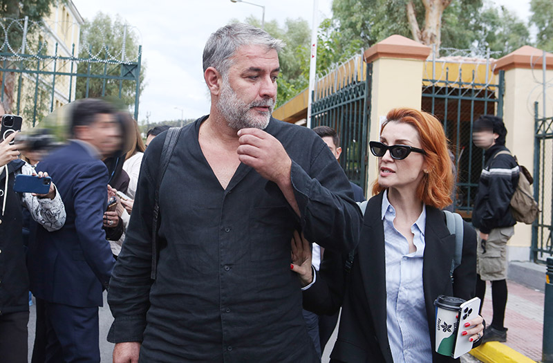Σταματίνα Τσιμτσιλή για Βασίλη Μπισμπίκη: «Το ότι ήταν η Παπαμερή μαζί του, δείχνει ότι η Δέσποινα Βανδή τον στηρίζει»