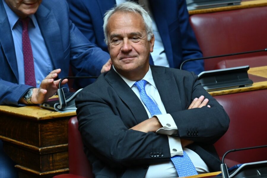 Βορίδης – ΟΠΕΚΕΠΕ: Αιχμές κατά Μαξίμου για τον Βάρρα