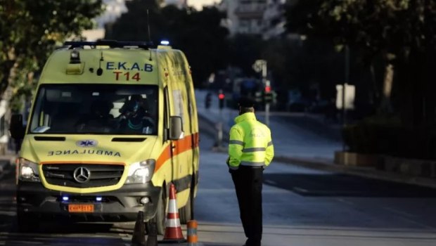 Tροχαίο με παράσυρση γυναίκας στη Μεσογείων - Μετεφέρθηκε στο νοσοκομείο