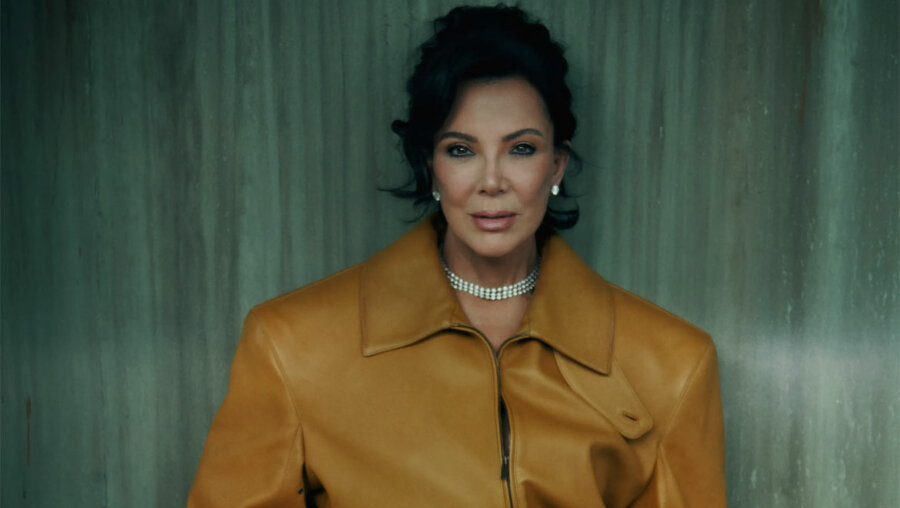 Η Kris Jenner έγινε ξανθιά - Η ανατρεπτική αλλαγή στα μαλλιά της