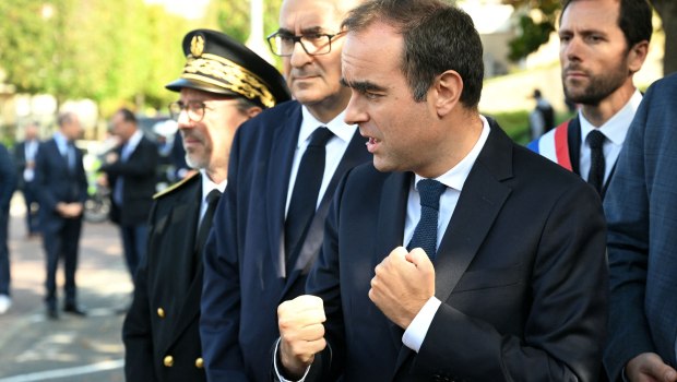Λεκορνί: Κυβέρνηση που να αντανακλά τη σύνθεση της Εθνοσυνέλευσης αλλά να μην είναι όμηρος των κομμάτων