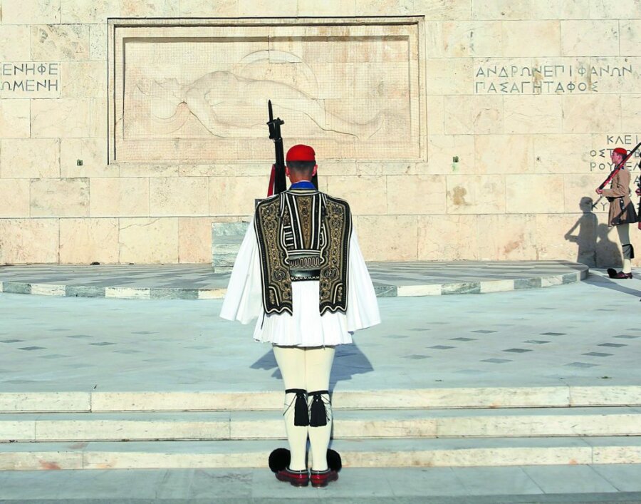 Κ. Χατζηδάκης: «Τα μνημεία των ηρώων δεν είναι χώροι για διαμαρτυρίες – Είμαι κατάπληκτος από τις αντιδράσεις της αντιπολίτευσης»