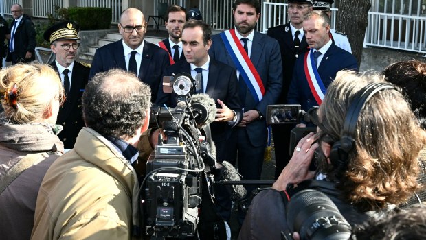 Γαλλία: Η νέα σύνθεση της κυβέρνησης Λεκορνί και το στοίχημα της επόμενης ημέρας