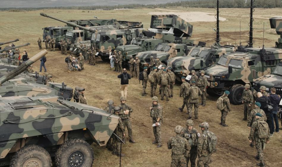 Η Πολωνία δηλώνει «έτοιμη» εναντίον της Ρωσίας