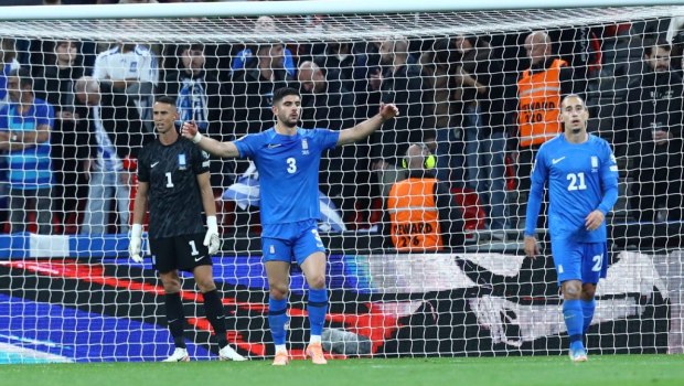 Δουλειά: 7 τρόποι να μη βαριόμαστε!