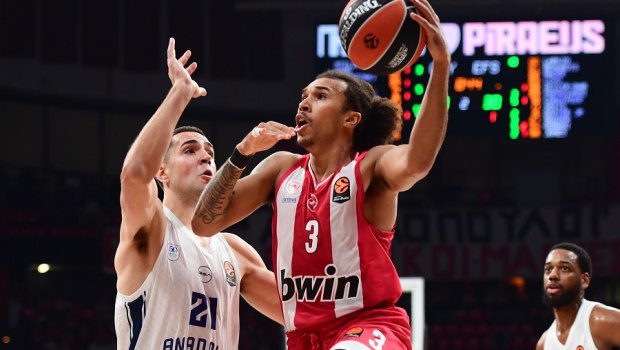 Ολυμπιακός – Εφές 78-82: «Κόλλησε» στην επίθεση και υπέστη τη 2η ήττα του στη Euroleague