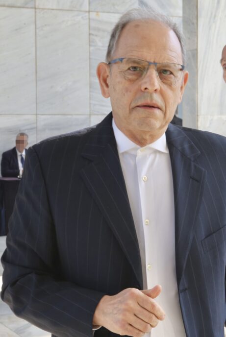 Άννα Κυριακού: Το τελευταίο αντίο στη «θεία Μπεμπέκα» - Ποιοι ηθοποιοί έδωσαν το παρών στην κηδεία