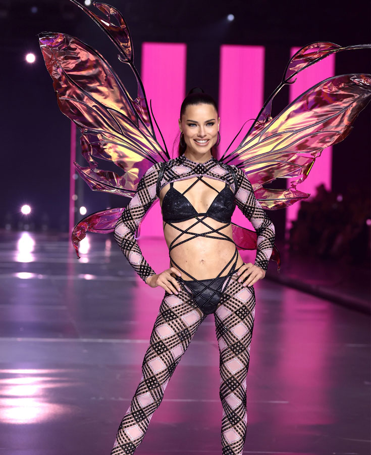 Victoria’s Secret – Απόψε το λαμπερό show: Ποια μοντέλα θα περπατήσουν στην πασαρέλα & ποιους καλλιτέχνες θα δούμε