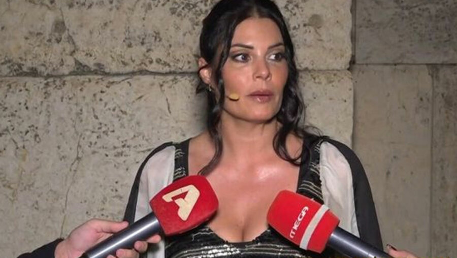 Μαρία Κορινθίου: «Ζω έναν νέο έρωτα – Δεν θα είμαι φέτος στη σκηνή με τον Αϊβάζη»