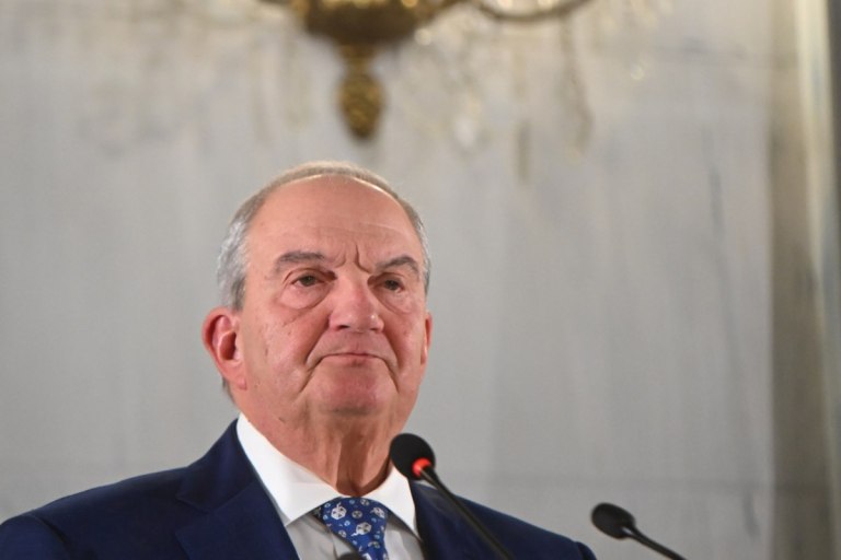 Κ. Καραμανλής: Περιέγραψε τα πολιτικά χαρακτηριστικά του ρήγματος που τον χωρίζει από τον Κυρ. Μητσοτάκη