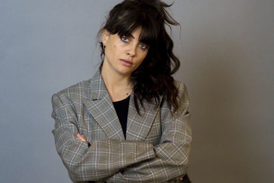 Noga Erez