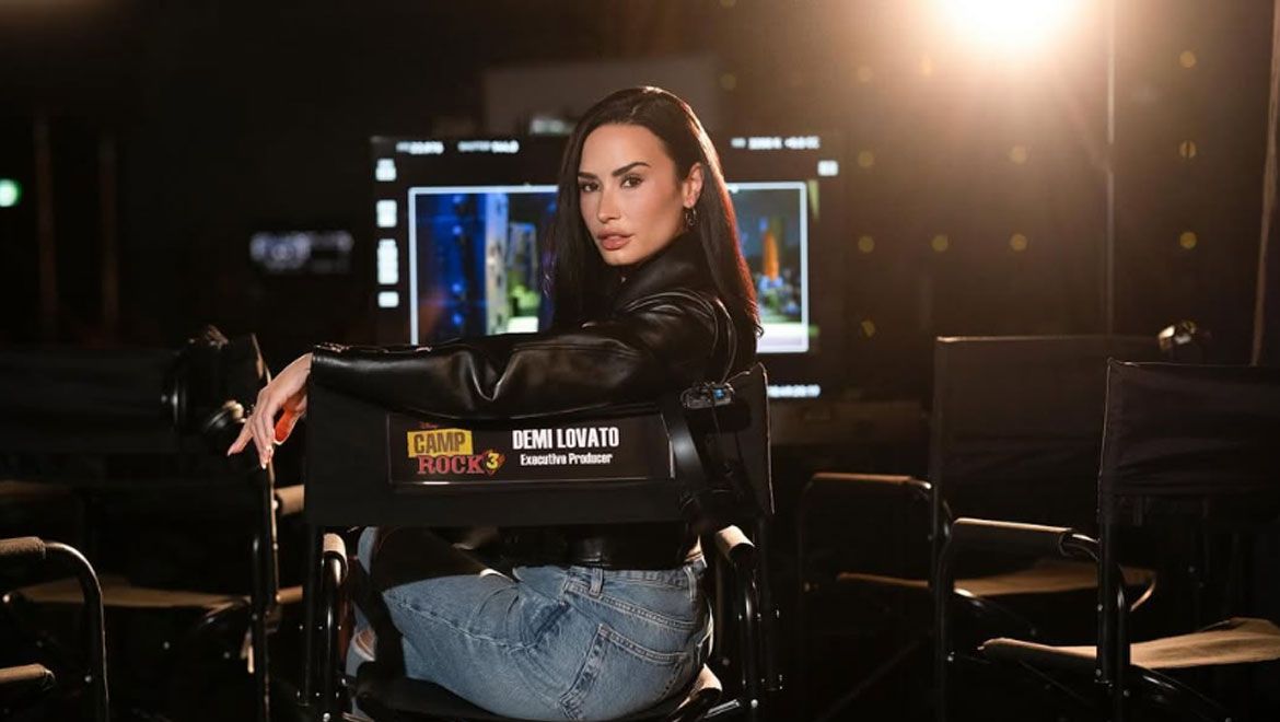 Demi Lovato: Το ανατρεπτικό french manicure της στην καρδιά του φθινοπώρου