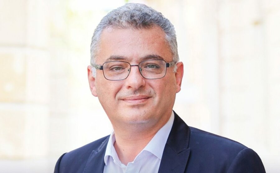 Εκλογές στην κατεχόμενη Κύπρο: Τα πρώτα ανεπίσημα αποτελέσματα δείχνουν συντριπτική ήττα του Τατάρ