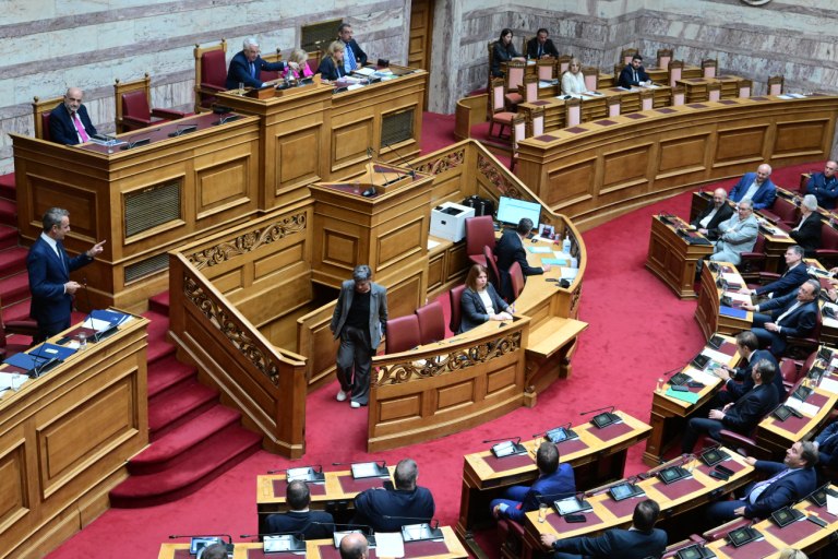 Βουλή: Ένσταση αντισυνταγματικότητας για τη τροπολογία του Αγνώστου Στρατιώτη καταθέτει η αντιπολίτευση