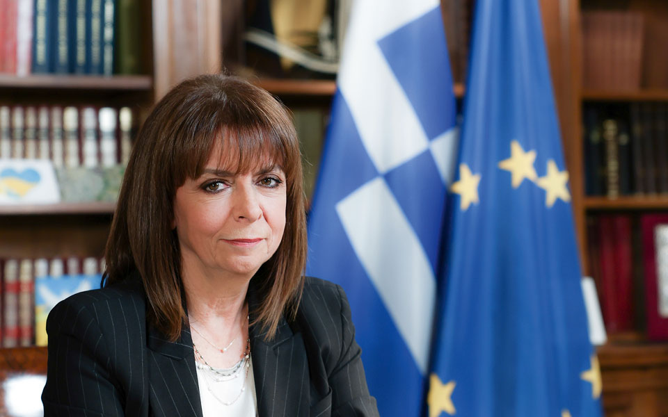 Κατερίνα Σακελλαροπούλλου τι αποκάκλυψε για τις τελευταίες στιγμές του Διονύση Σαββόπουλου