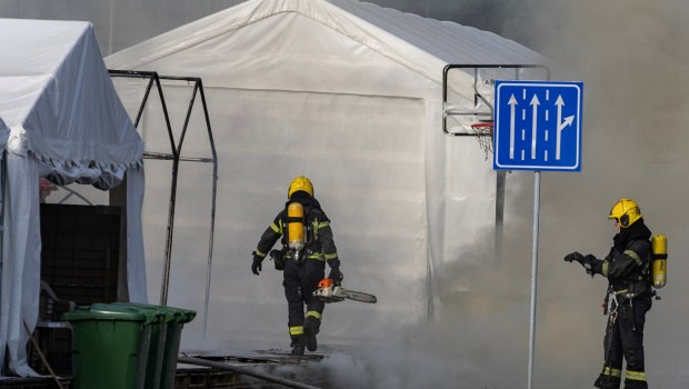 Σερβία - Βούτσις: «Τρομοκρατική ενέργεια με πολιτικά κίνητρα» οι πυροβολισμοί κοντά στο κοινοβούλιο