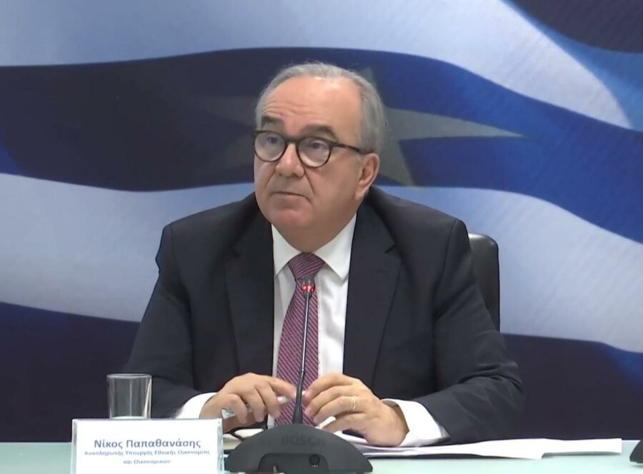 Παπαθανάσης: Στα 800-900 ευρώ η αναθεώρηση του “Ελλάδα 2.0”