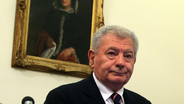 Αιχμές άφησε ο γιος του Βαλυράκη για πλημμελή έρευνα των αρχών - «Ήταν ξυλοκοπημένος, ακόμη και στο πρόσωπο»